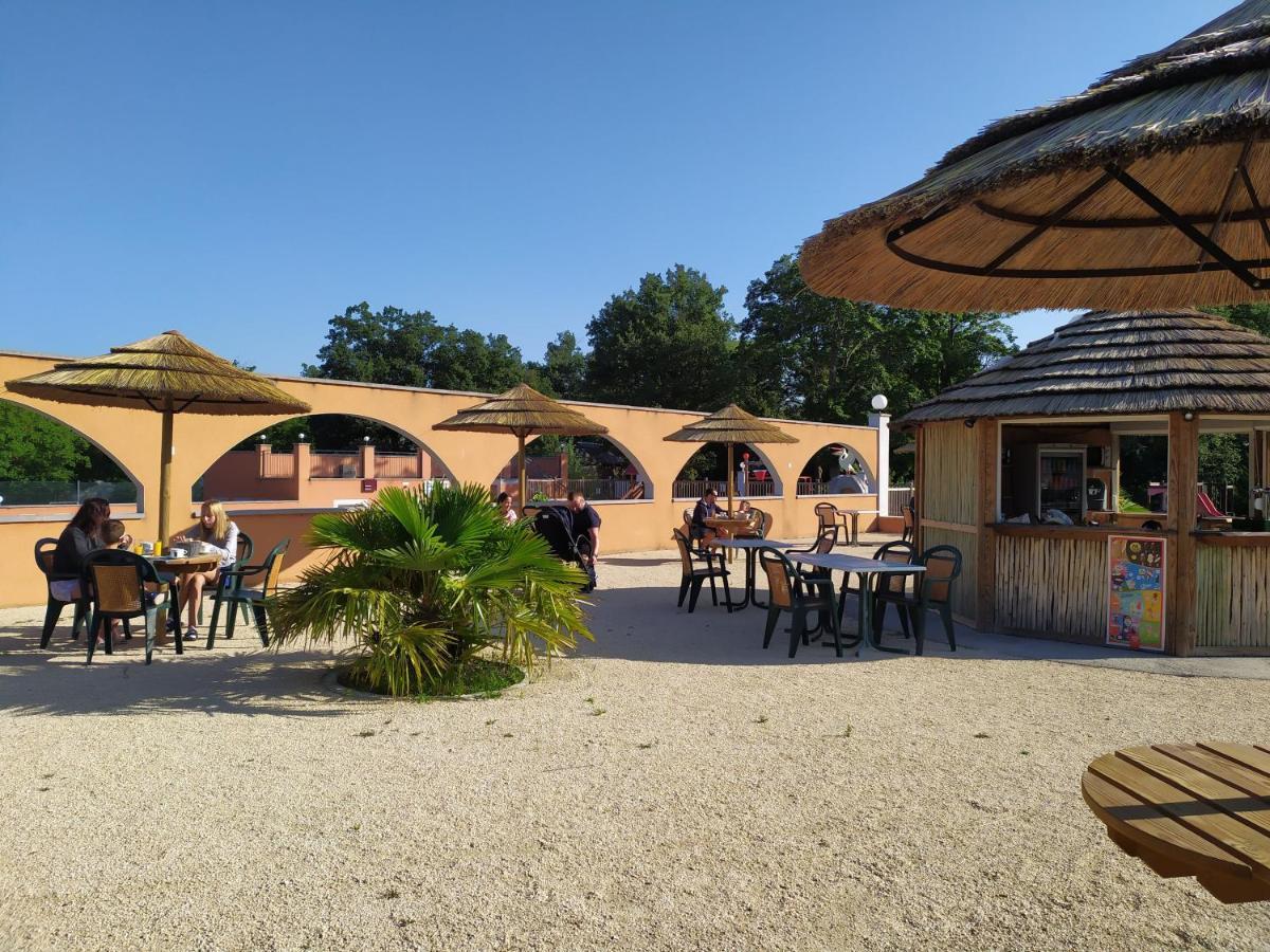 Camping Domaine De Senaud アルボン エクステリア 写真